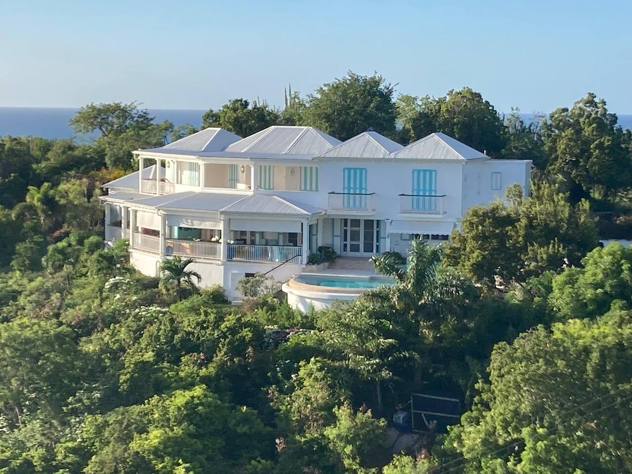 Paradise Properties - Sea Cave Villa 