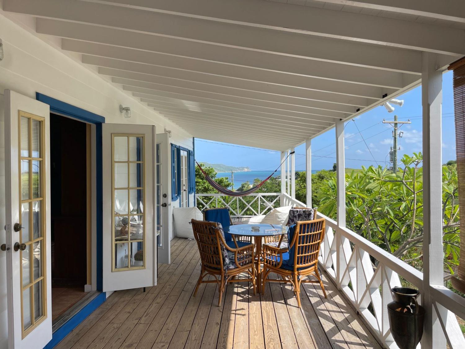 Paradise Properties - Red Hill Breeze 